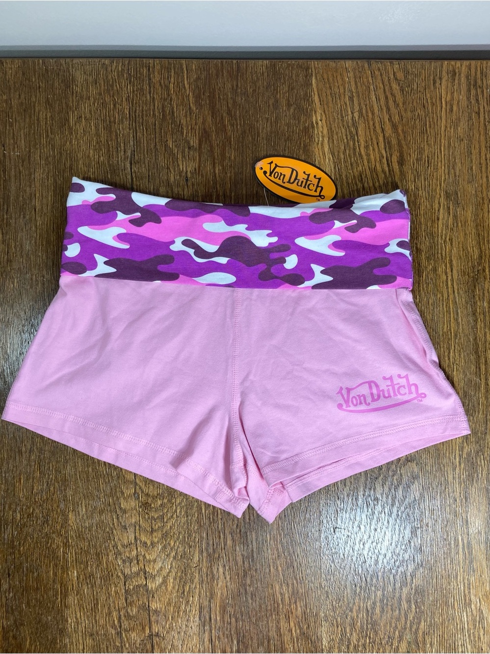 Von Dutch Pink Shorts with Pink & Purple Camo Waistband Women’s Size M
